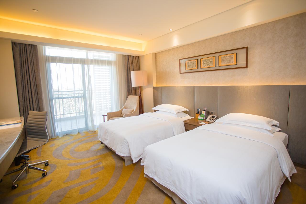 Gleetour Maya Hotel Ухань Экстерьер фото